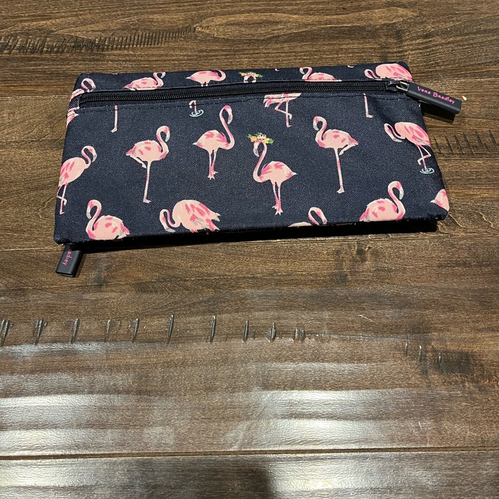 Used | Vera Bradley 2-Sided Pencil Pouch
Flamingo Fiesta.